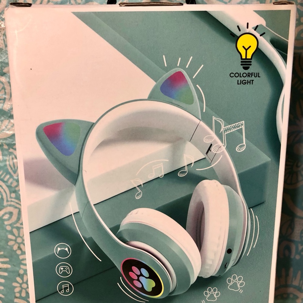 Wireless Multipurpose Game Headset - Picture 2 of 5